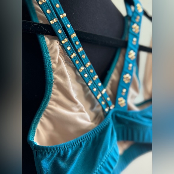 Custom 3-piece dance costume - Picture 9 of 11